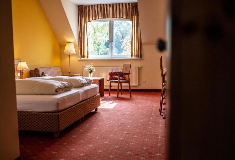 غرفة سوبيريور, Der Winzerhof