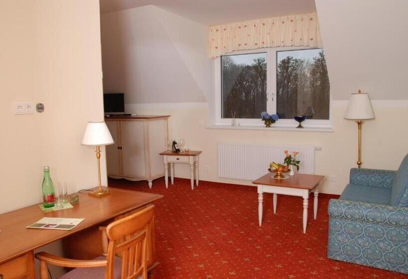 جناح, Der Winzerhof