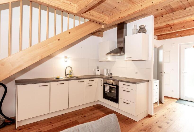 شقة غرفة واحدة, Der Winzerhof