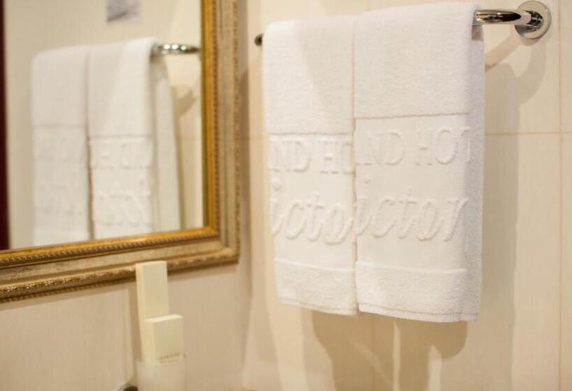 اتاق لوکس, Grand Hotel Victory