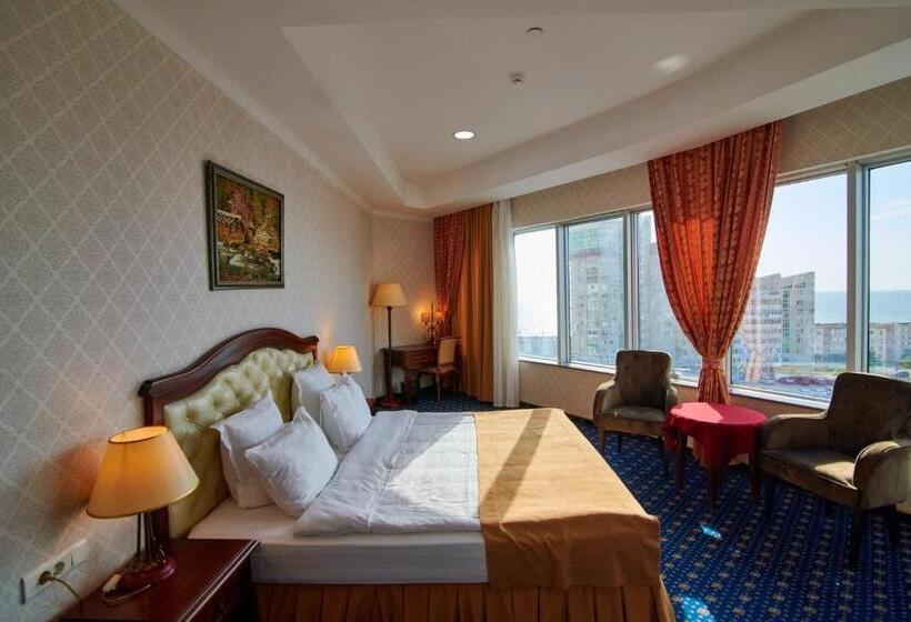 اتاق لوکس, Grand Hotel Victory