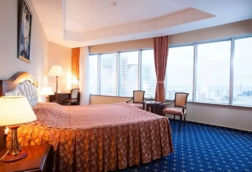 اتاق استاندارد با چشم‌انداز دریا, Grand Hotel Victory