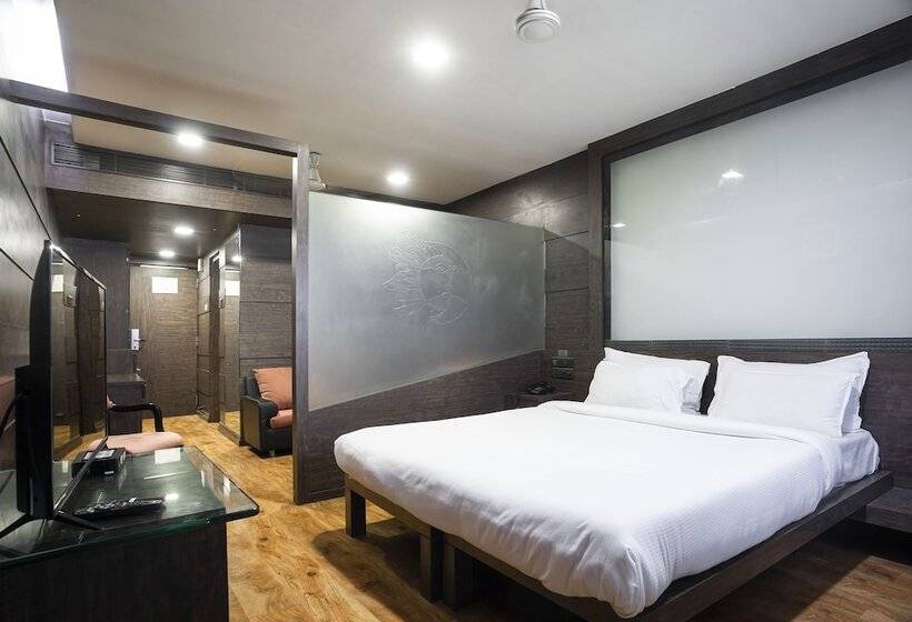 デラックスルーム, Infiniti Hotel & Spa