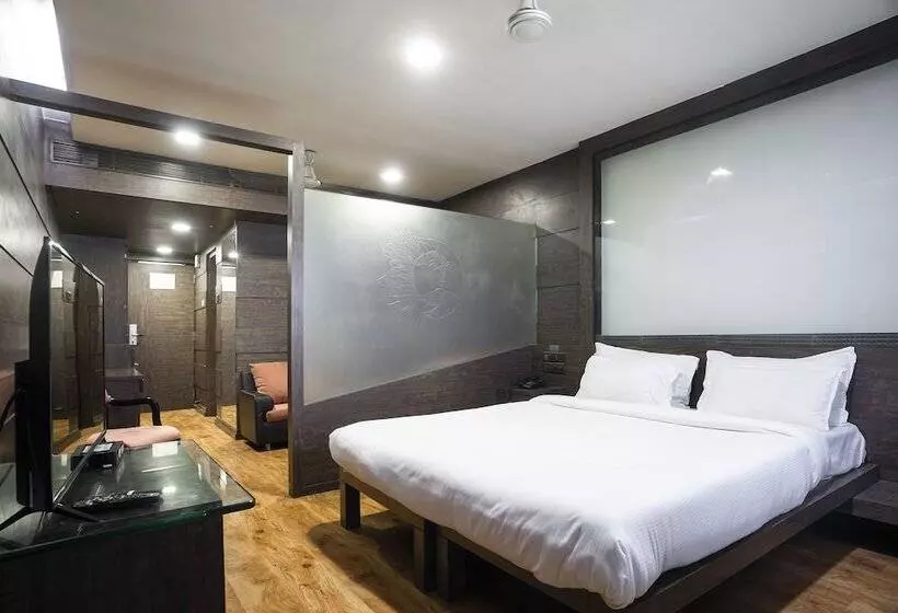 デラックスルーム, Infiniti Hotel & Spa