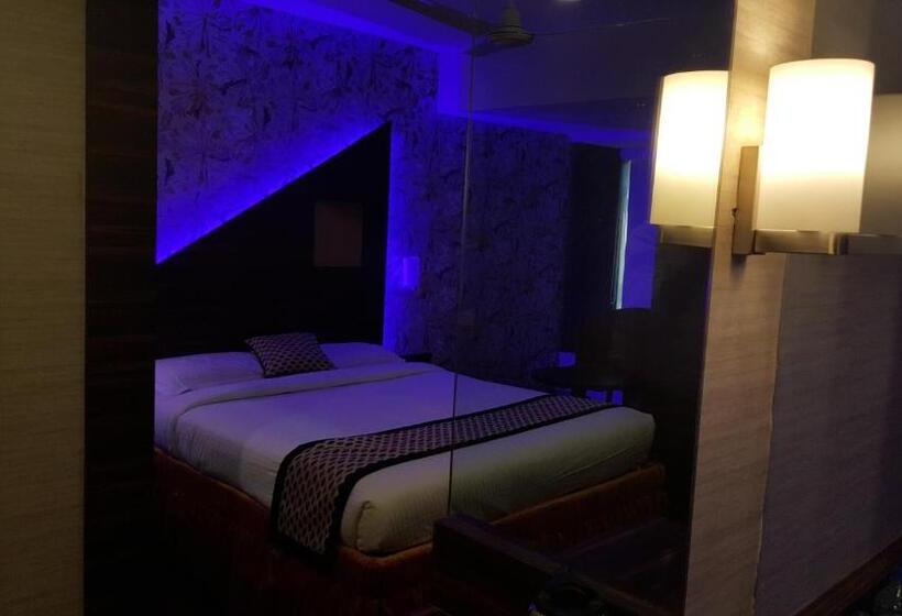 Chambre Executive, Privilege Inn