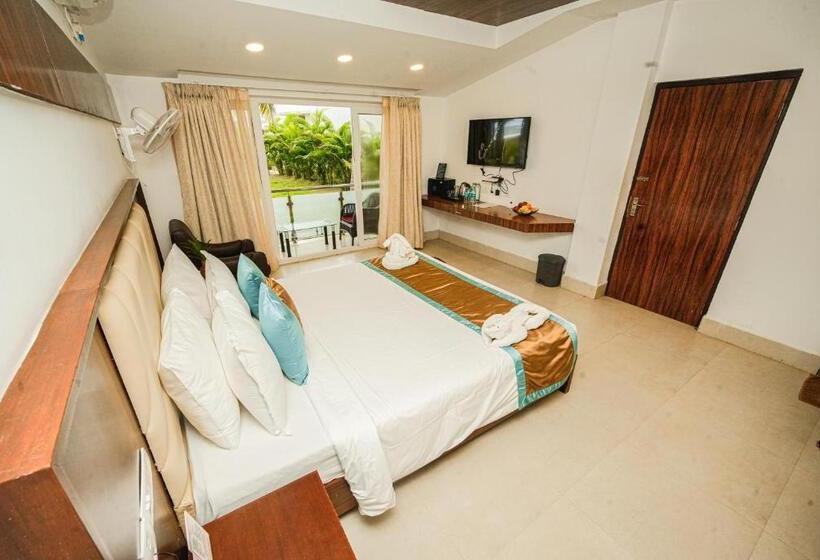 Люкс Deluxe Вид на Море, Shelter Beach Resort