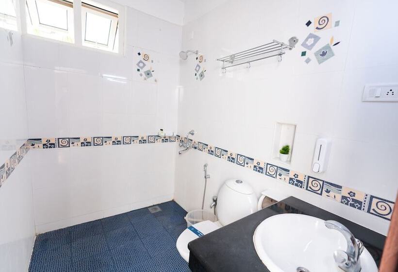 标准间, Shelter Beach Resort