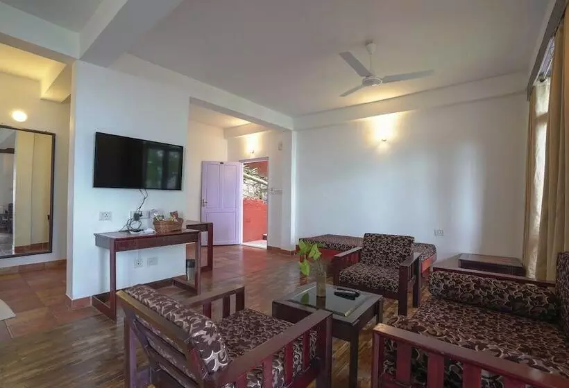 Deluxe Room, Tea Valley Resort, Munnar