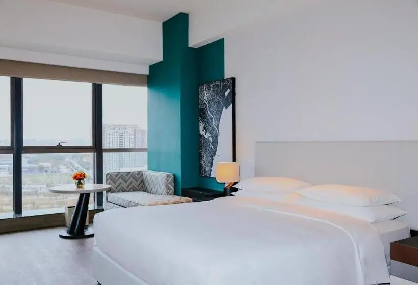 キングサイズベッドのスタンダードルーム, Hyatt Centric Lakeside Ningbo