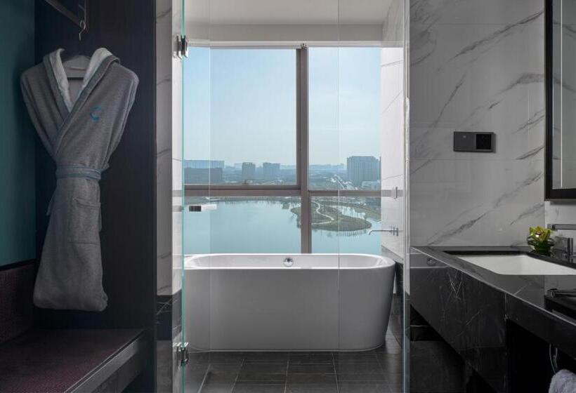 جناح, Hyatt Centric Lakeside Ningbo