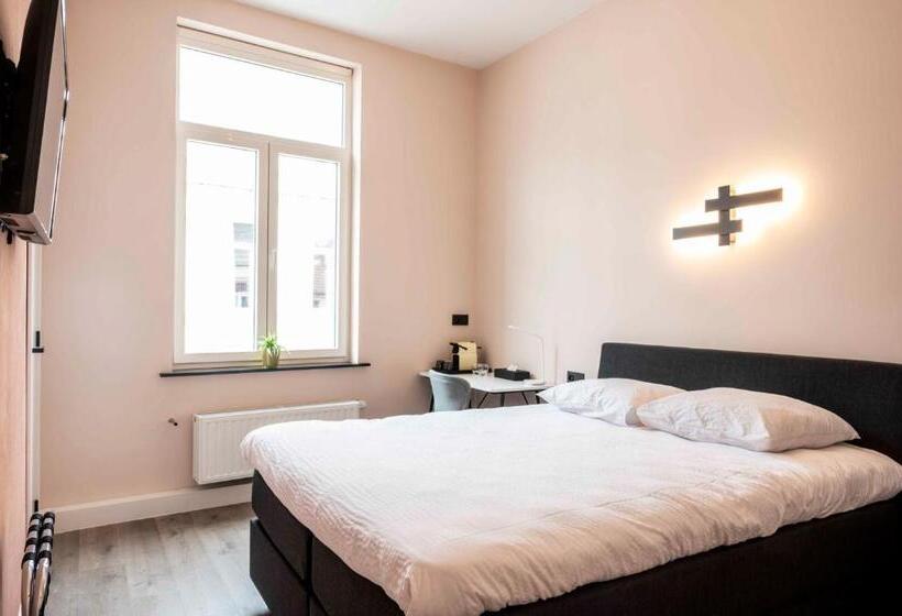 デラックスルーム, L Artiste