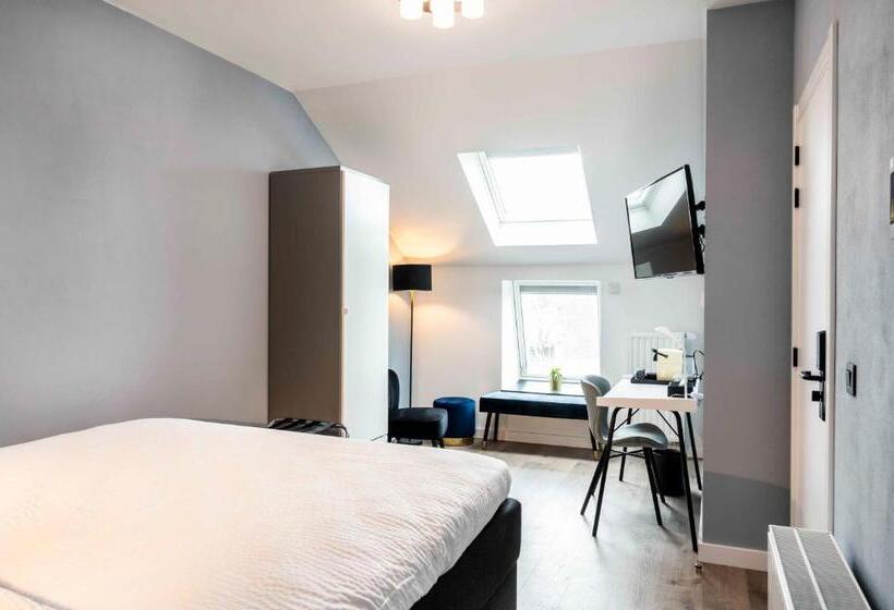 デラックスルーム, L Artiste