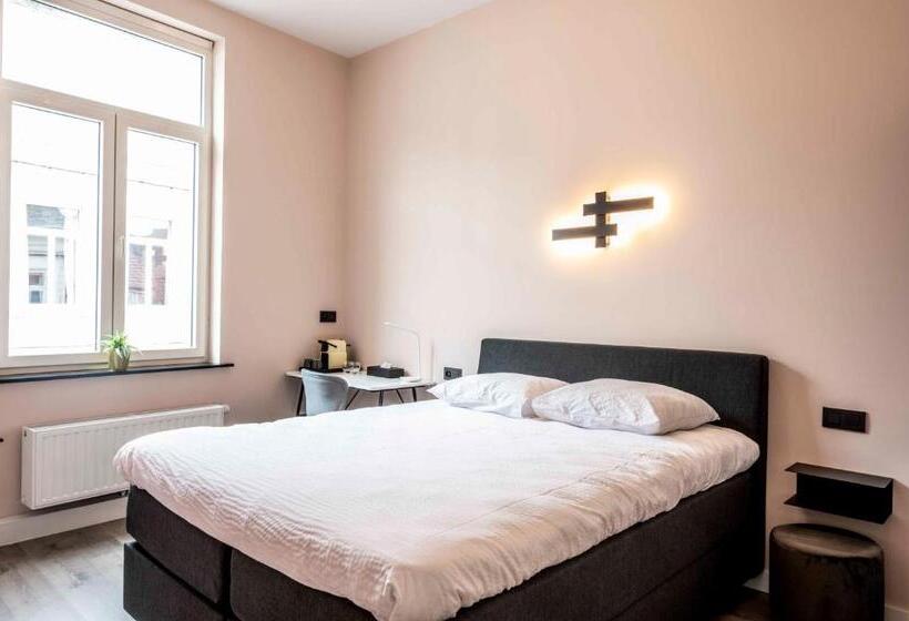 デラックスルーム, L Artiste