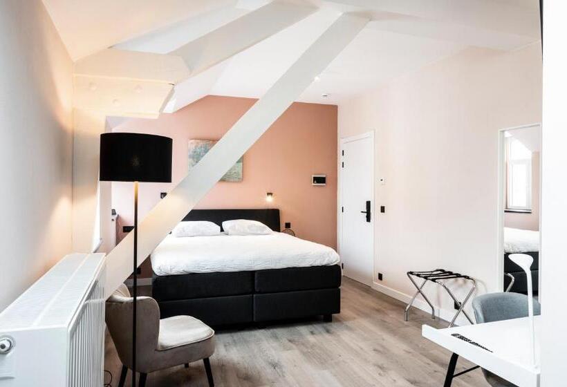 デラックスルーム, L Artiste