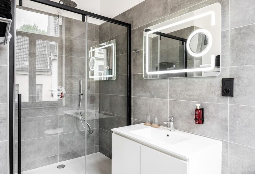 デラックスルーム, L Artiste