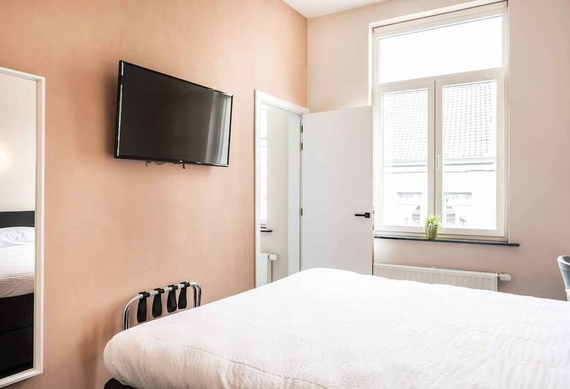 デラックスルーム, L Artiste