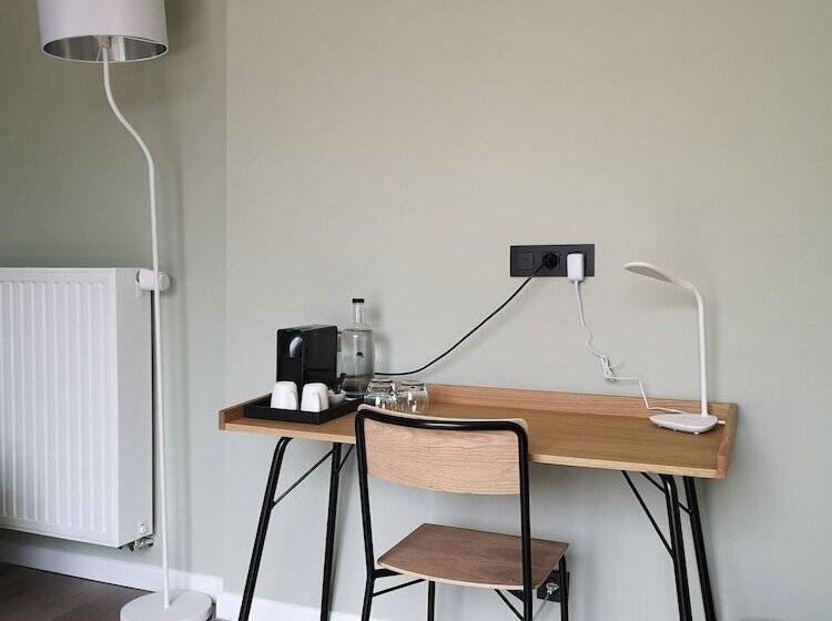 ファミリールーム, L Artiste