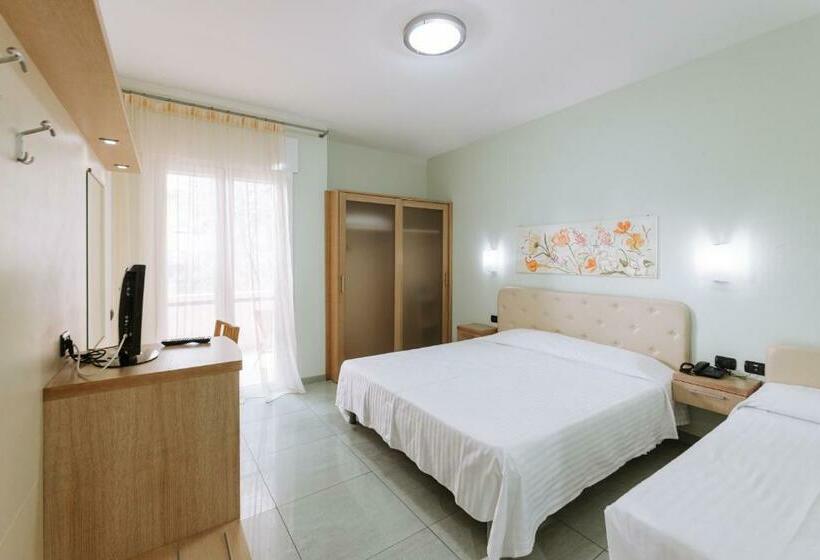 コンフォートトリプルルーム, Nicolaus Club La Giurlita