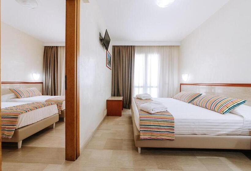 デラックスの4人部屋, Nicolaus Club La Giurlita