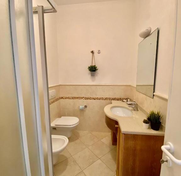 스탠다드 스튜디오, Residence Terme Isola D Elba Srl