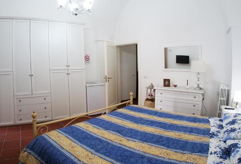 חדר סטנדרט לשלושה, B&b Amèsa