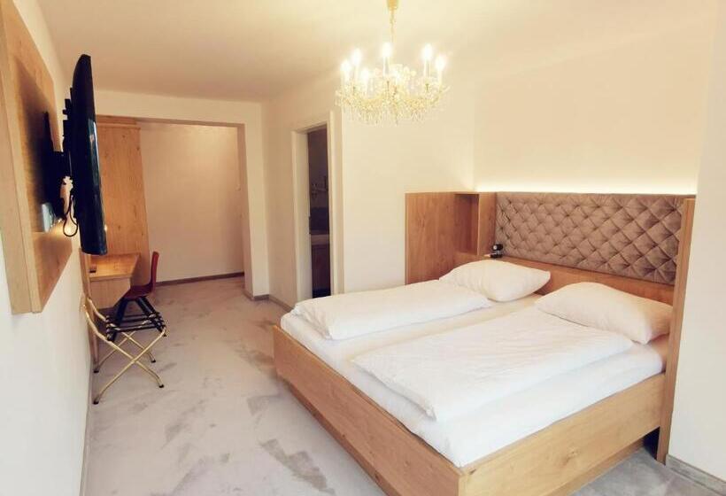 חדר דלוקס עם מרפסת, Thurners Boutique