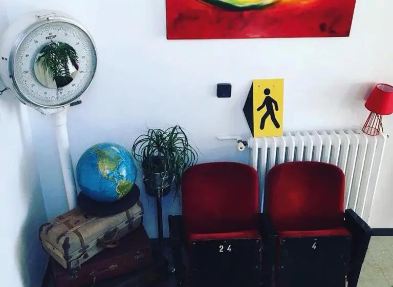 スタンダード４人部屋, Les Abeilles