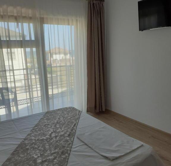 스탠다드 룸 킹사이즈 침대, Vila Irina