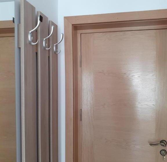 스탠다드 룸 킹사이즈 침대, Vila Irina