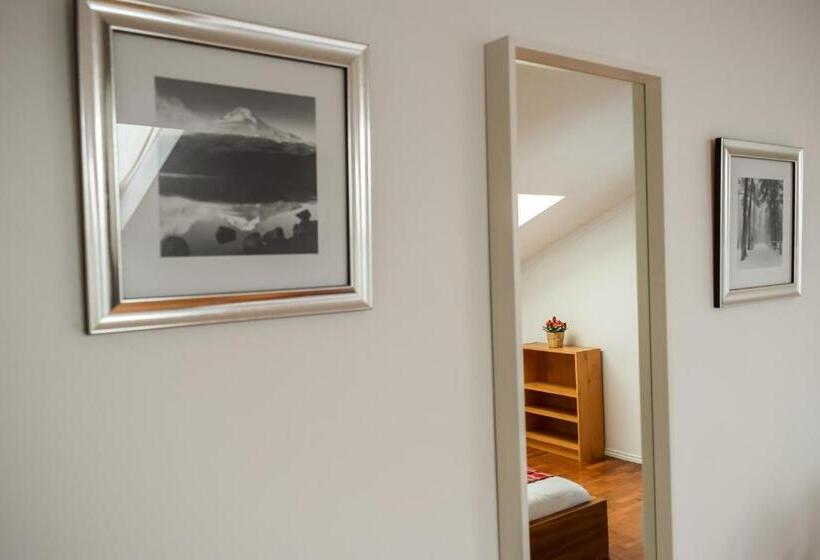 خانه 1 خوابه, Welcome Summer House