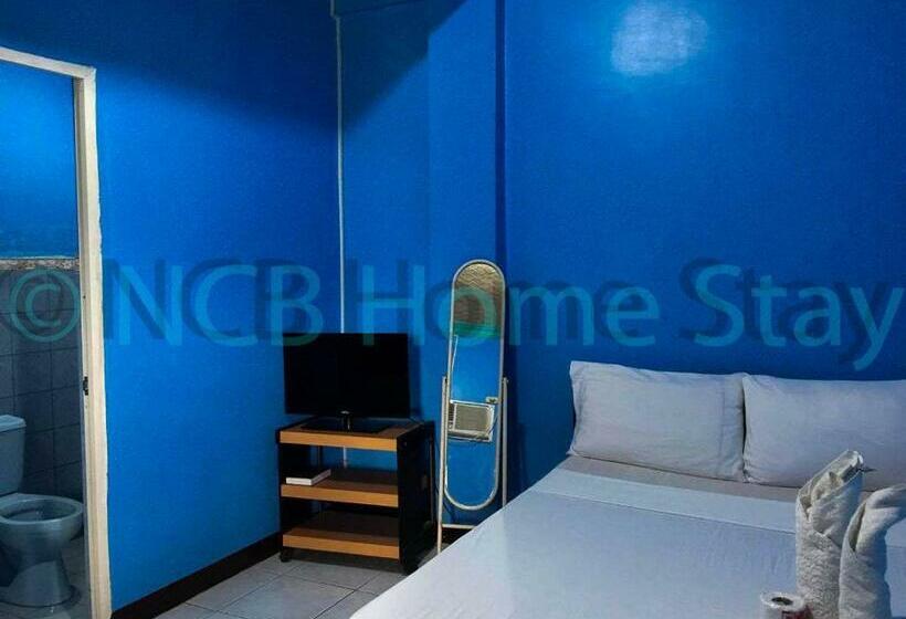 اتاق اکونومی, King Michael Coron