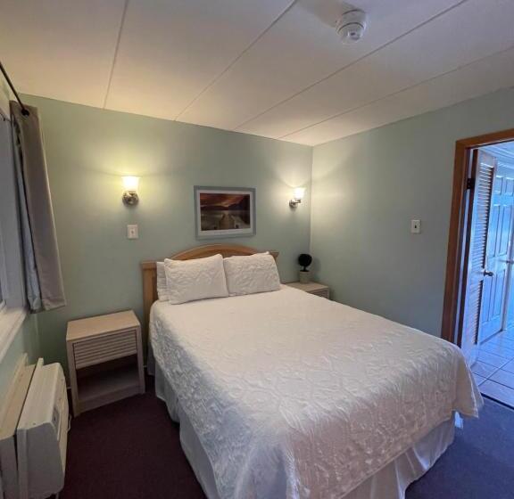 스위트, Barcelona Motel
