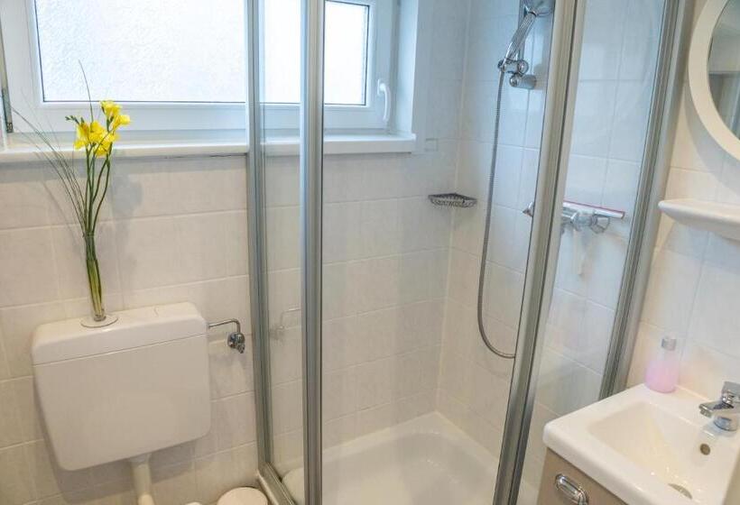 标准间, Haus Am Meer