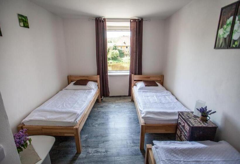 Номер Стандарт Трехместный, Ubytování Rožmberk Nad Vltavou 18