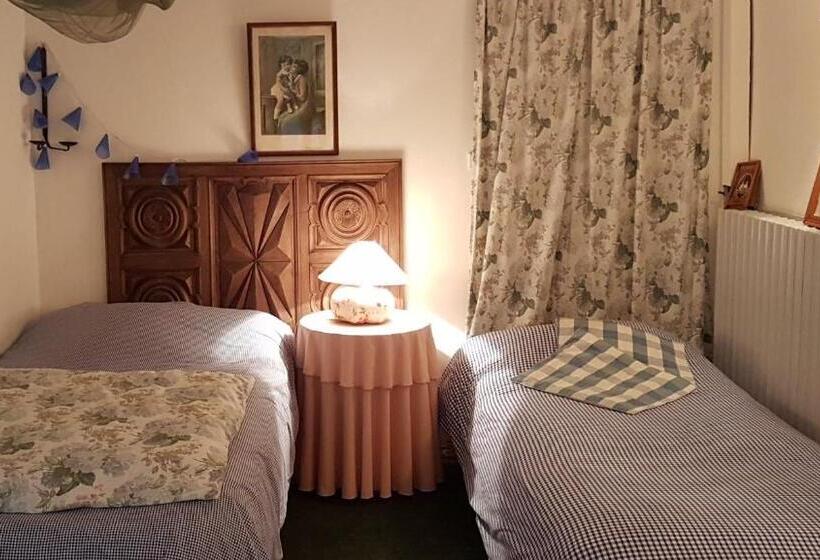 جناح عائلي, Chambres D Hotes Les Renardieres