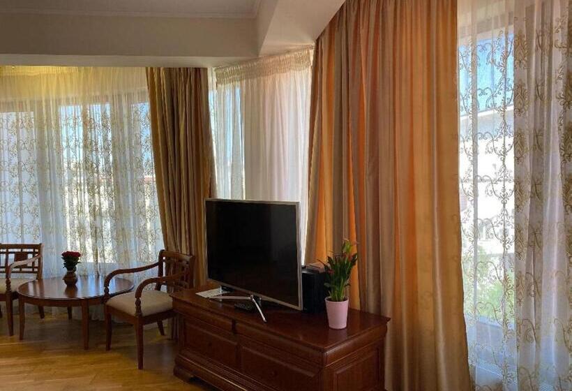 バルコニー付スイート, Parliament Square Mamaia Nord