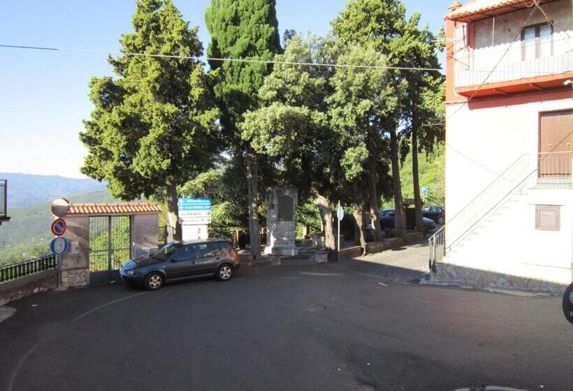 标准间带阳台, B&b Il Nido Dell Aquila