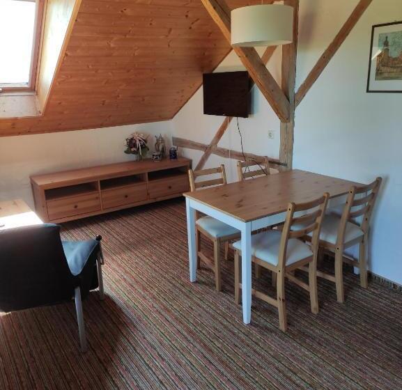 آپارتمان 2 خوابه, Pension Weißer Hirsch