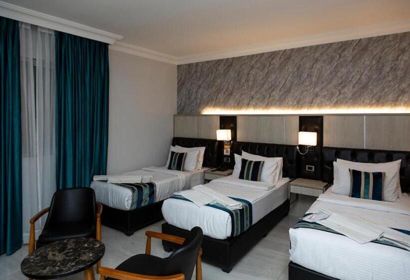 اتاق لوکس سه تخته, Nishan