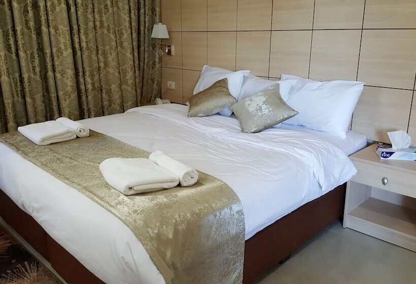 اتاق استاندارد, Nishan