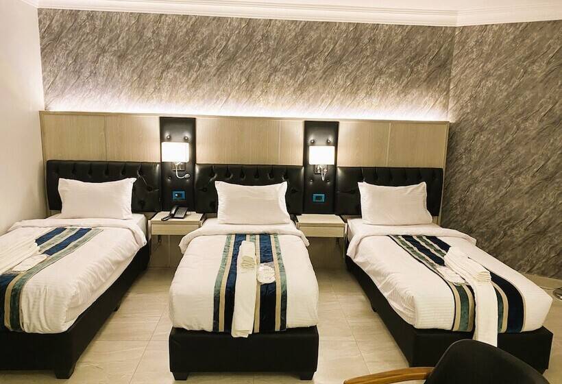 اتاق لوکس سه تخته, Nishan