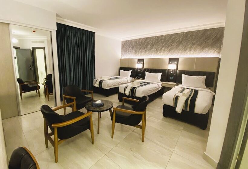 اتاق لوکس سه تخته, Nishan