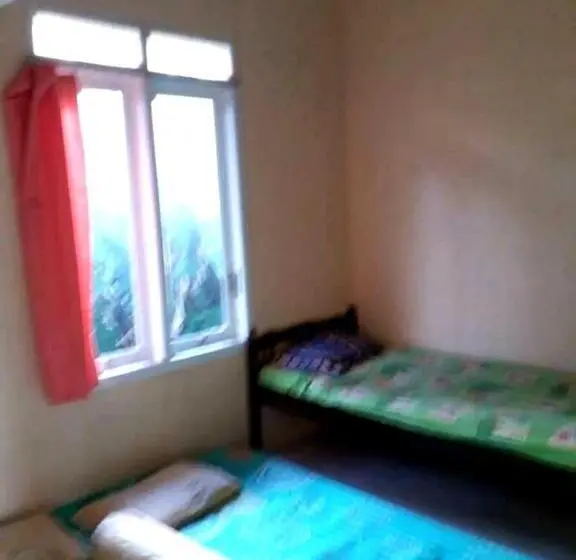 بانگلوی استاندارد 2 خوابه, Kenangan Guest House