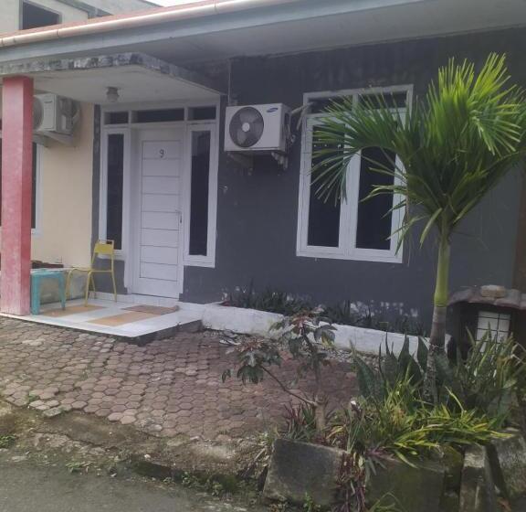 Бунгало Стандарт 2 Спальни, Kenangan Guest House