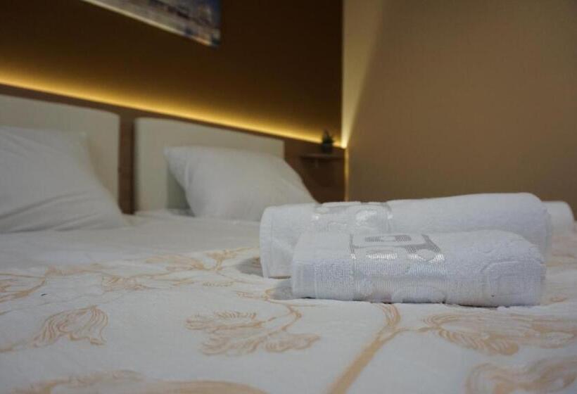 Standard room with outdoor bath, Rooms And Apartment Soča Kobarid