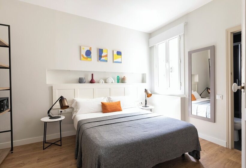 Апартаменты 2 Спальни, Aspasios Urquinaona Apartments