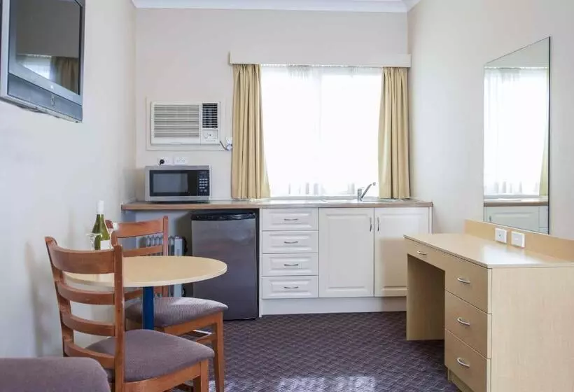 キングサイズベッドのスーペリアルーム, Blue Mountains Heritage Motel