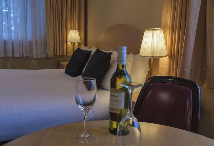 جناح سرير ملكى, Blue Mountains Heritage Motel