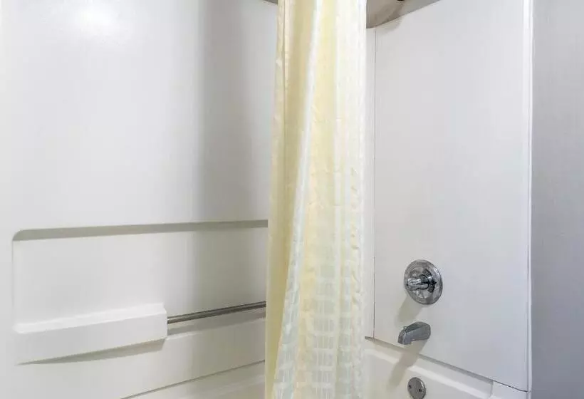キングサイズベッドのスタンダードルーム, Americas Best Value Inn Chattanooga N