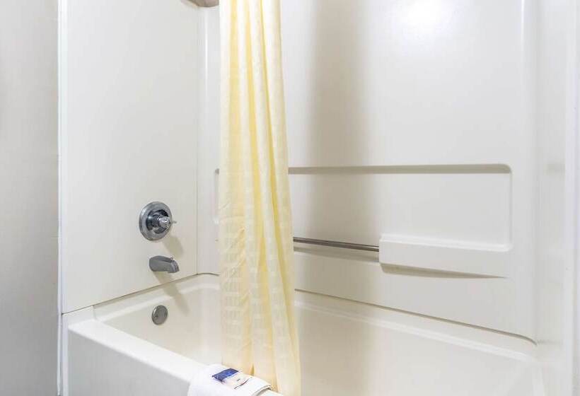 ２ダブルベッドのスタンダードルーム, Americas Best Value Inn Chattanooga N